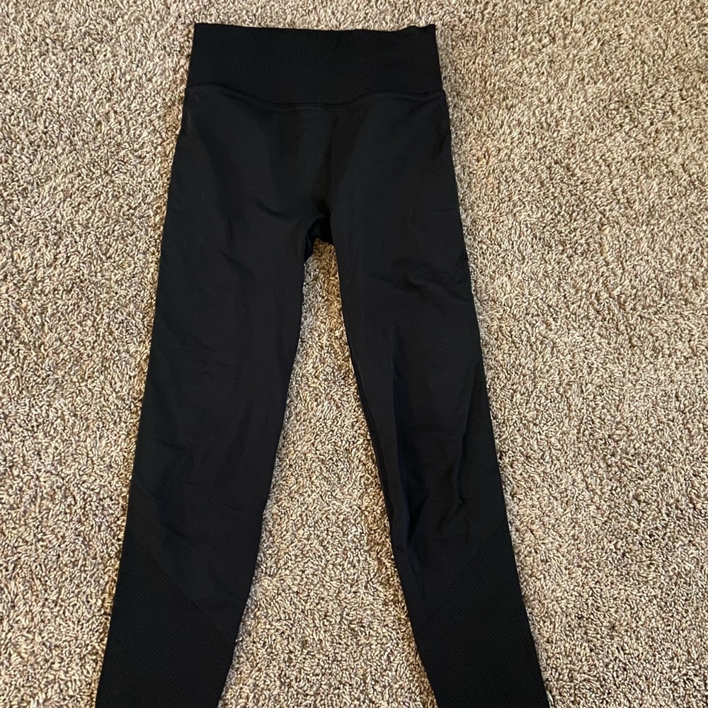 Lululemon Ebb to street tights